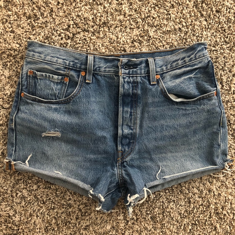Levi’s 501 s cut offs shorts